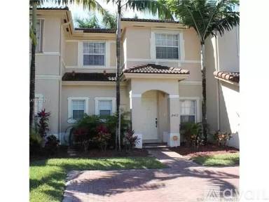 Main picture of 2402 NE 41st Pl