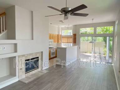 Main picture of 7715 Hazard Center Dr