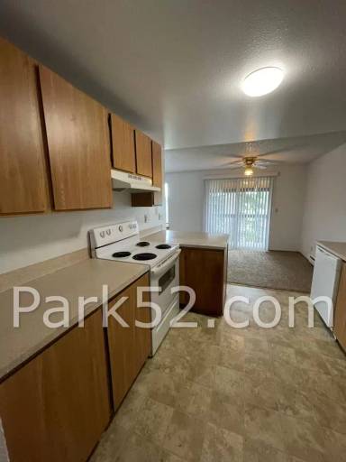 Main picture of 5001 S Orchard St