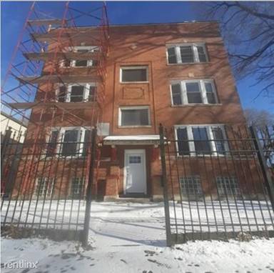 Main picture of 6445 S Saint Lawrence Ave