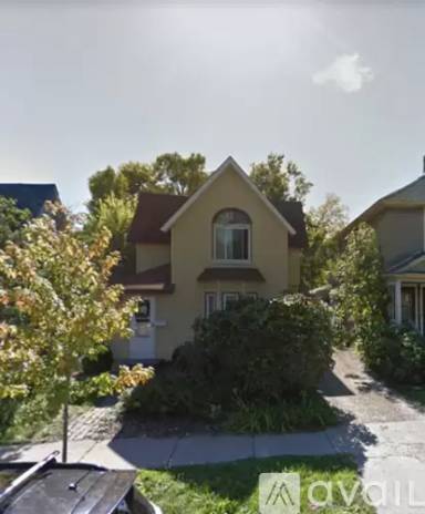 Main picture of 1016 17th Ave SE