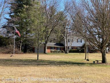 Main picture of 225 S Spriggs Ct