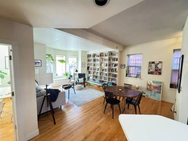 Main picture of 4 Academy St