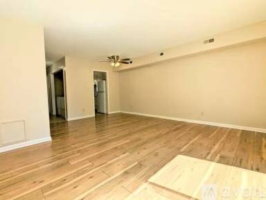 Main picture of 6218 Frontage Rd