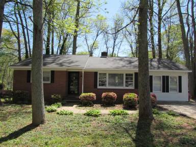 Main picture of 1107 Forestdale Dr
