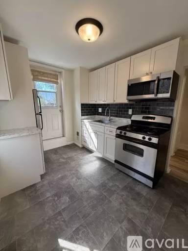 Main picture of 32 Potter St