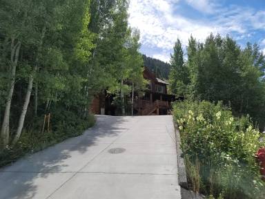 Main picture of 2128 Hidden Ranch Ln