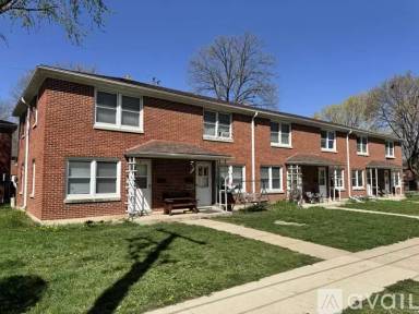 Main picture of 15 Westview Dr