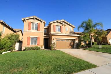 Main picture of 32746 Vine St