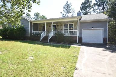 Main picture of 867 Fredonia Dr
