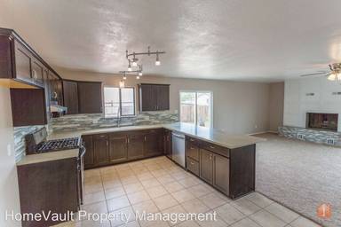 Main picture of 5206 Foothills Dr