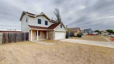 Main picture of 2211 Hilltop Loop