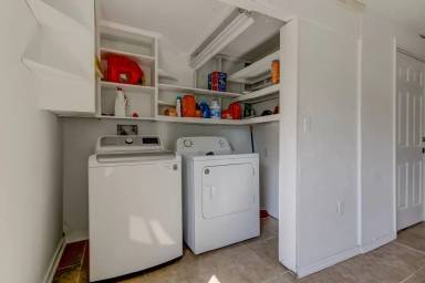 Main picture of 6515 Orchard Dr N