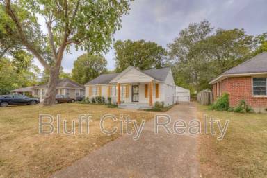 Main picture of 1363 Colonial Rd