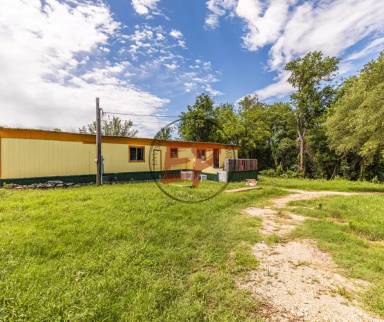 Main picture of 190 Creek Dr