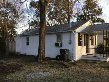 Main picture of 610 Roundtree St