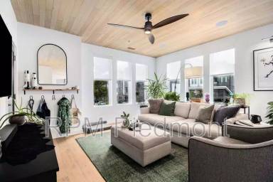 Main picture of 395 Pratt Dr SE