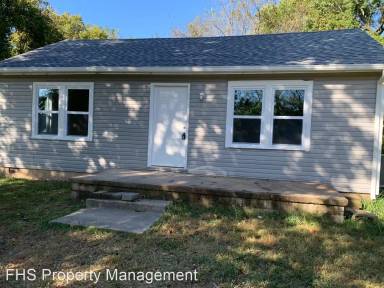 Main picture of 1523 N Hillcrest Ave