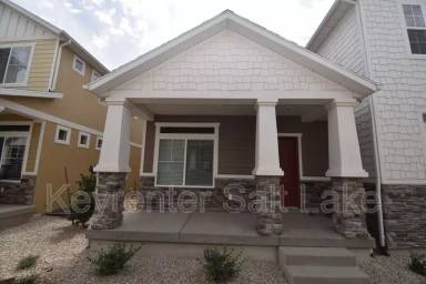 Main picture of 214 E Allegheny Pl