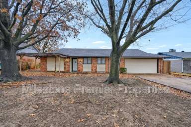 Main picture of 817 Hillside Dr