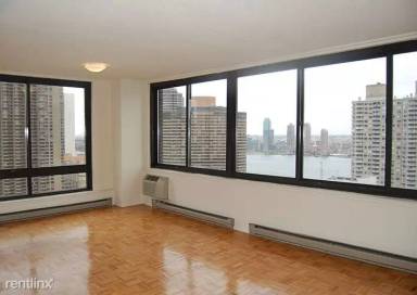 Main picture of 300 E 34th St Apartments