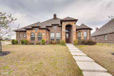 Main picture of 110 Stallion St
