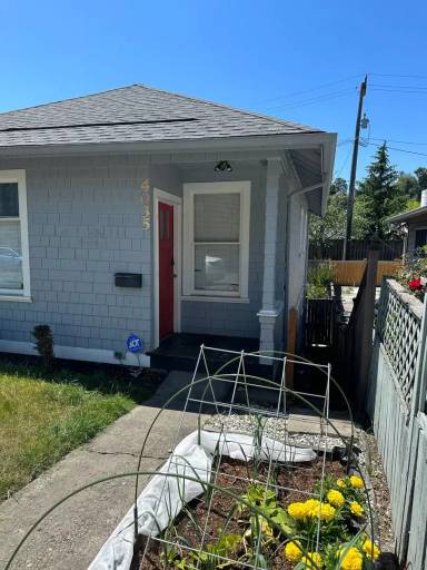 Main picture of 4035 37th Ave S
