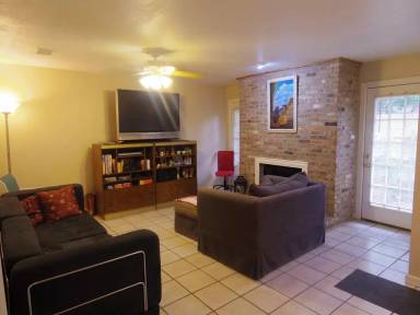 Main picture of 2906 West Ave