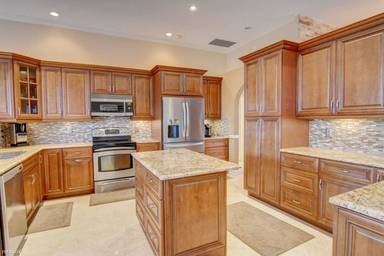 Main picture of 7970 SW 16th St
