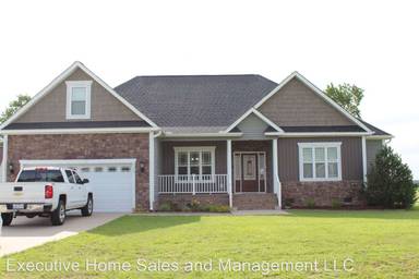 Main picture of 300 Willowbrook Dr