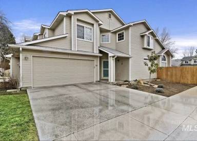 Main picture of 511 W Warren St