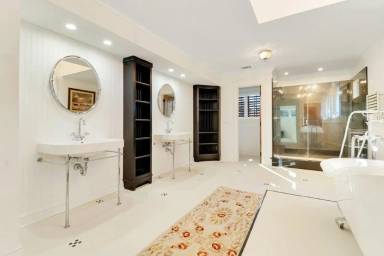 Main picture of 12 Rose Hill Way