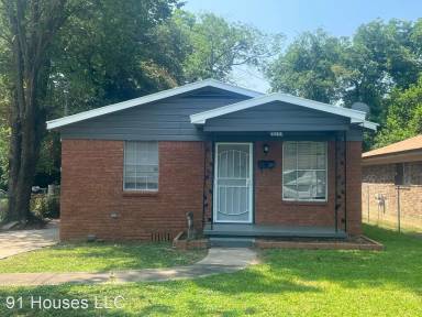 Main picture of 1743 Hickory St