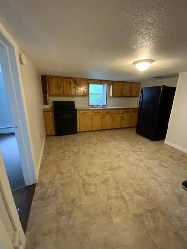 Main picture of 228 Front St