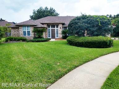 Main picture of 417 Havilland Ct
