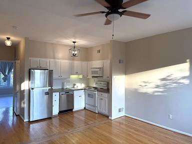 Main picture of 437 2nd St SE