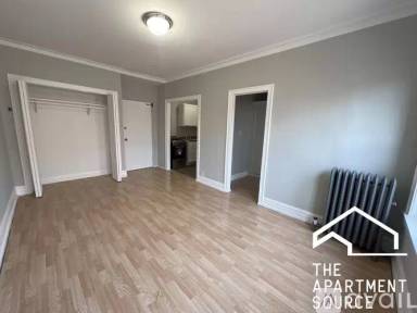 Main picture of 5451 S Cornell Ave