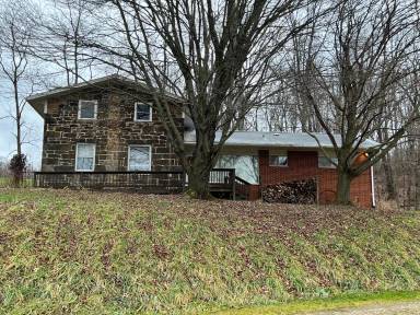 Main picture of 3261 Moffett Rd