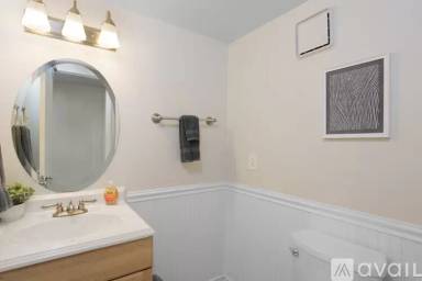 Main picture of Pacific Isle Condominiums