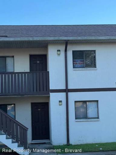 Main picture of 1566 University Ln
