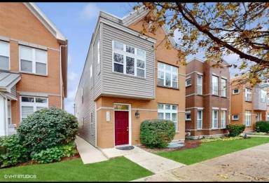 Main picture of 5337 W Galewood Ave