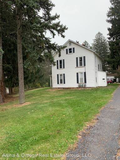 Main picture of 710 Lexington Ave