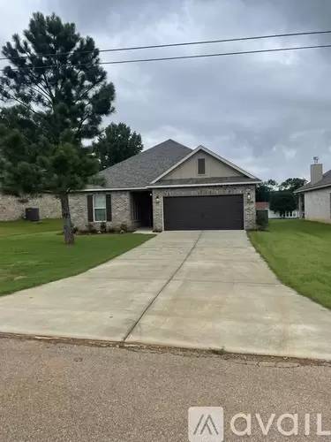 Main picture of 139 Gardencove Cir