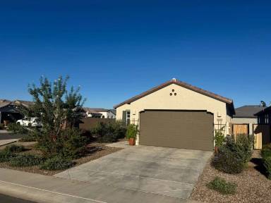 Main picture of 32067 N Wayne Ln