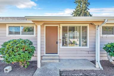 Main picture of 138 168 25 St