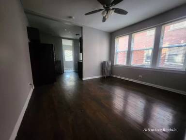 Main picture of 5903 W Huron St