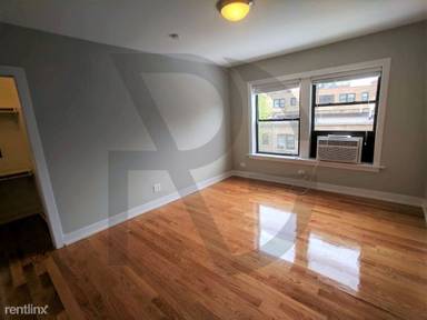 Main picture of 550 W Arlington Pl Apartments