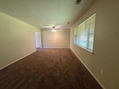 Main picture of 166 Dawn Cir