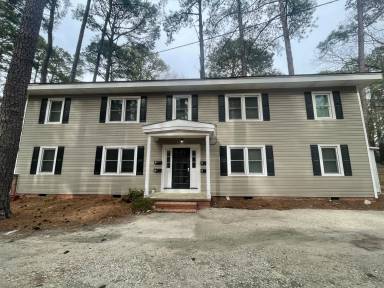 Main picture of 216 Woodrow St