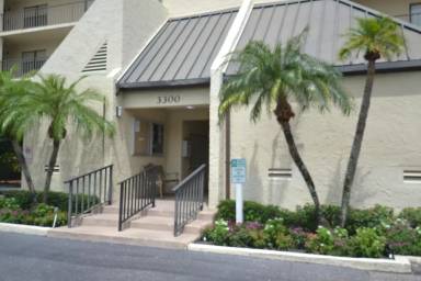 Main picture of 3300 Cove Cay Dr
